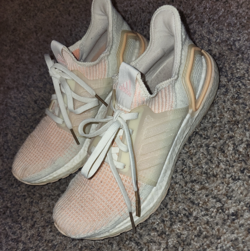 Adidas Continental Ultraboost